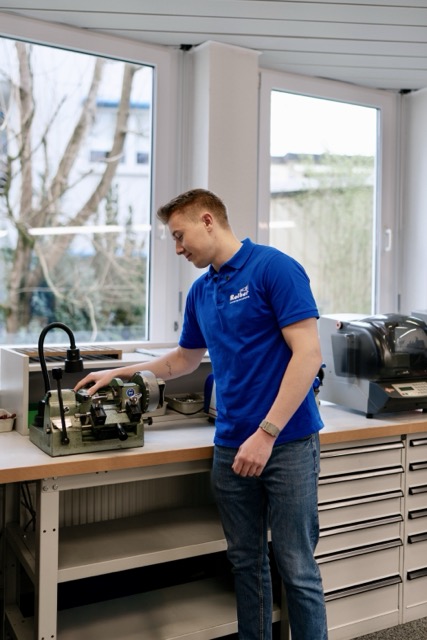 Schlüsselmaschine in der Reiher-Werkstatt